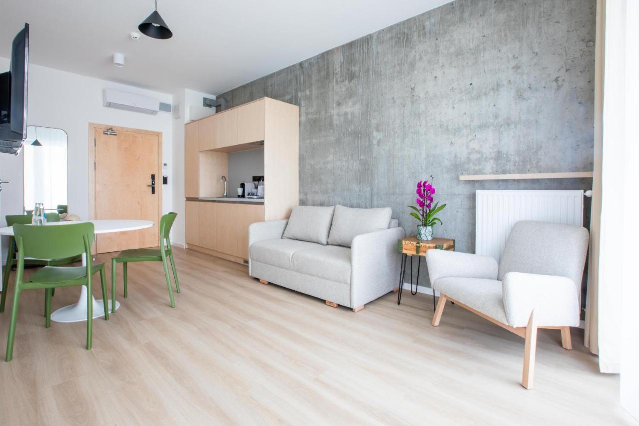 Arche Fabryka Samolotow W Mielnie Aparthotel *