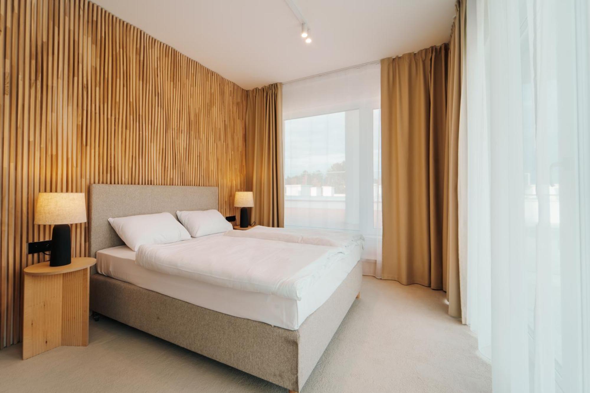 Arche Fabryka Samolotow W Mielnie Aparthotel *